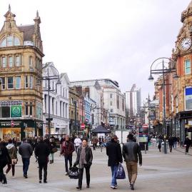 Découvre nos programmes adolescents pour ton séjour à Leeds